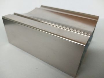 6063 perfil de alumínio de 6061 construções com resistência de desgaste do efeito do brilho do espelho